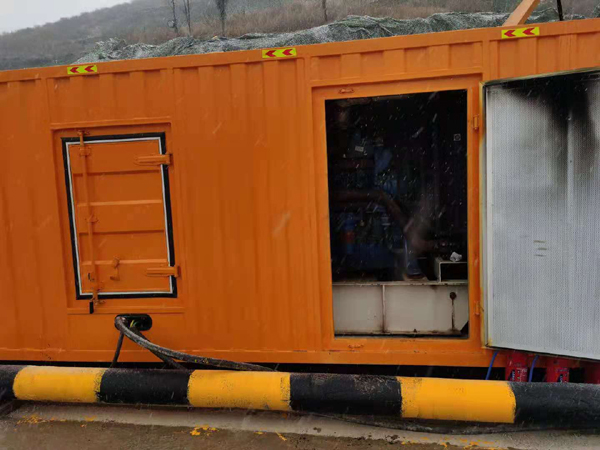 鲁甸发电车出租-应急柴油发电机组选什么样的比较好？