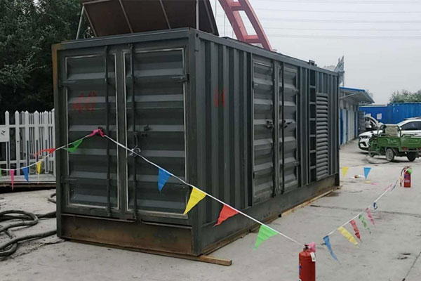 鲁甸发电机租赁空气滤清器多久更换一次？